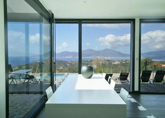 Sunset With Bay View Molini