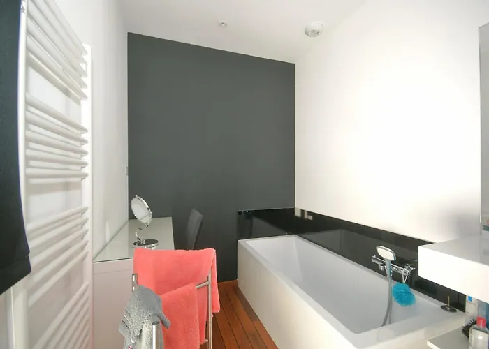 Sunset With Bay View Vila