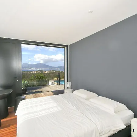 Villa Spacious Modern With Private Pool *