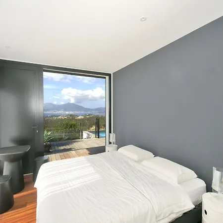 Sunset With Bay View * Molini